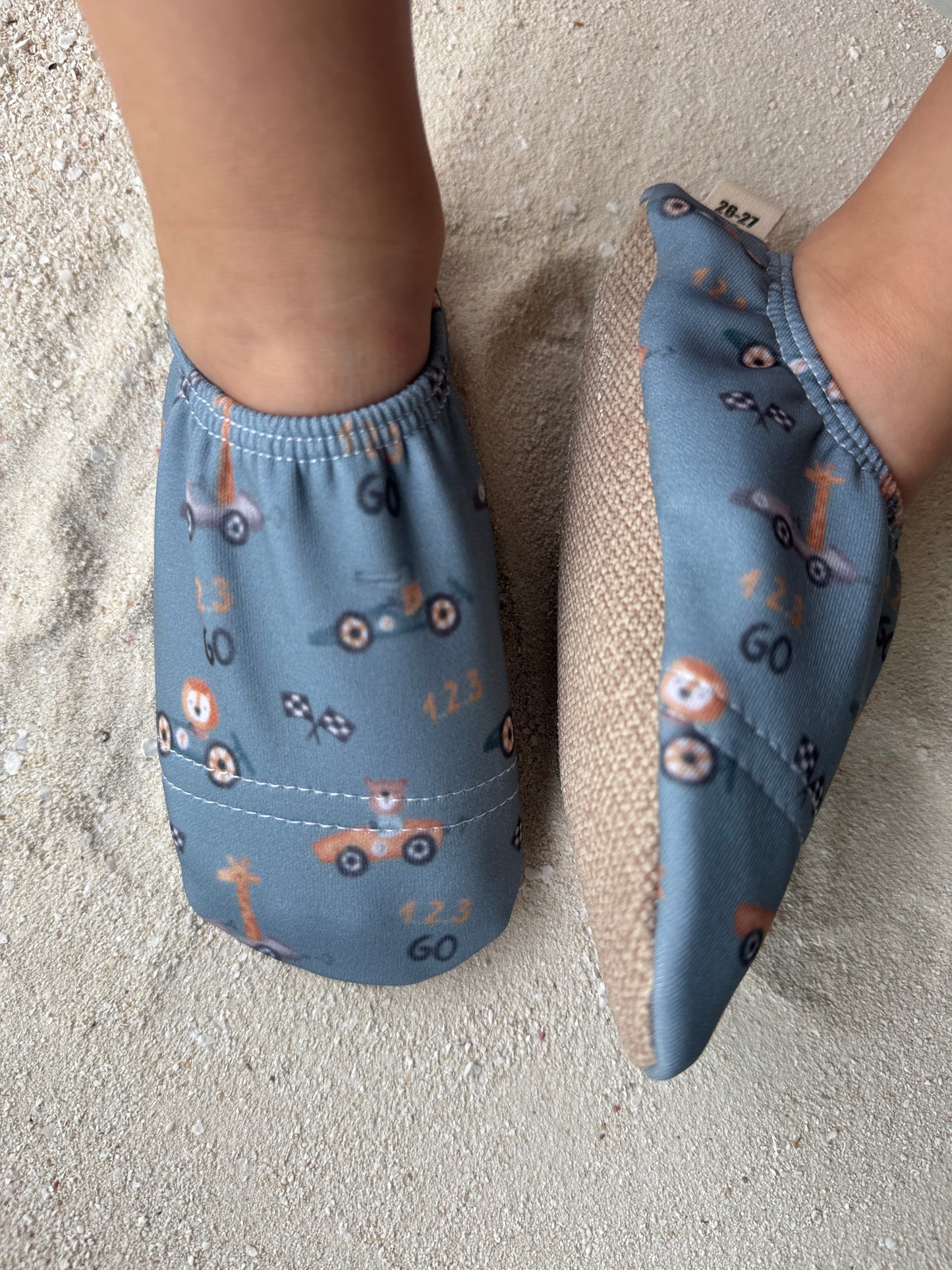 Badeschuhe - Tiererennen