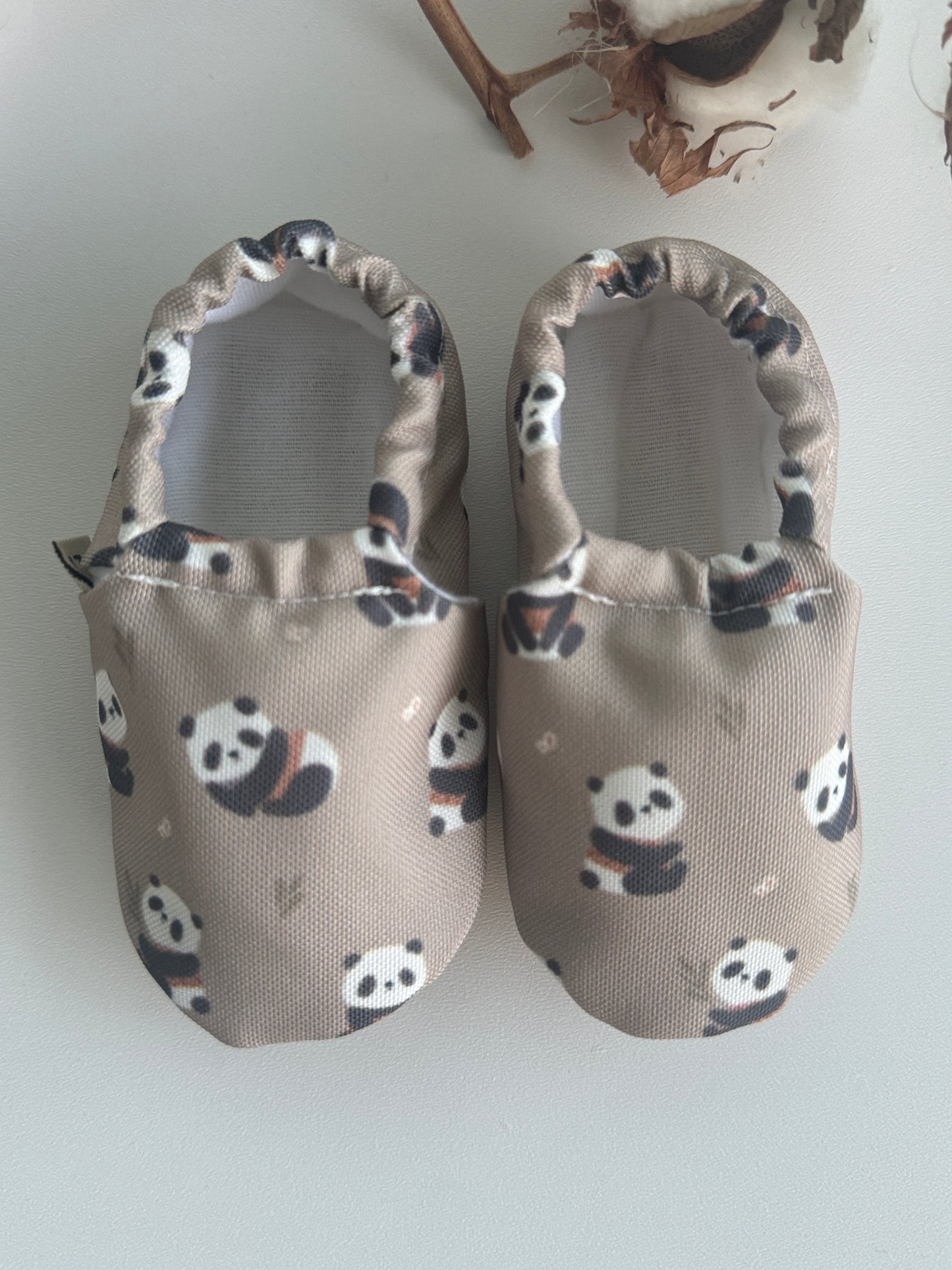 Schuhe - Panda