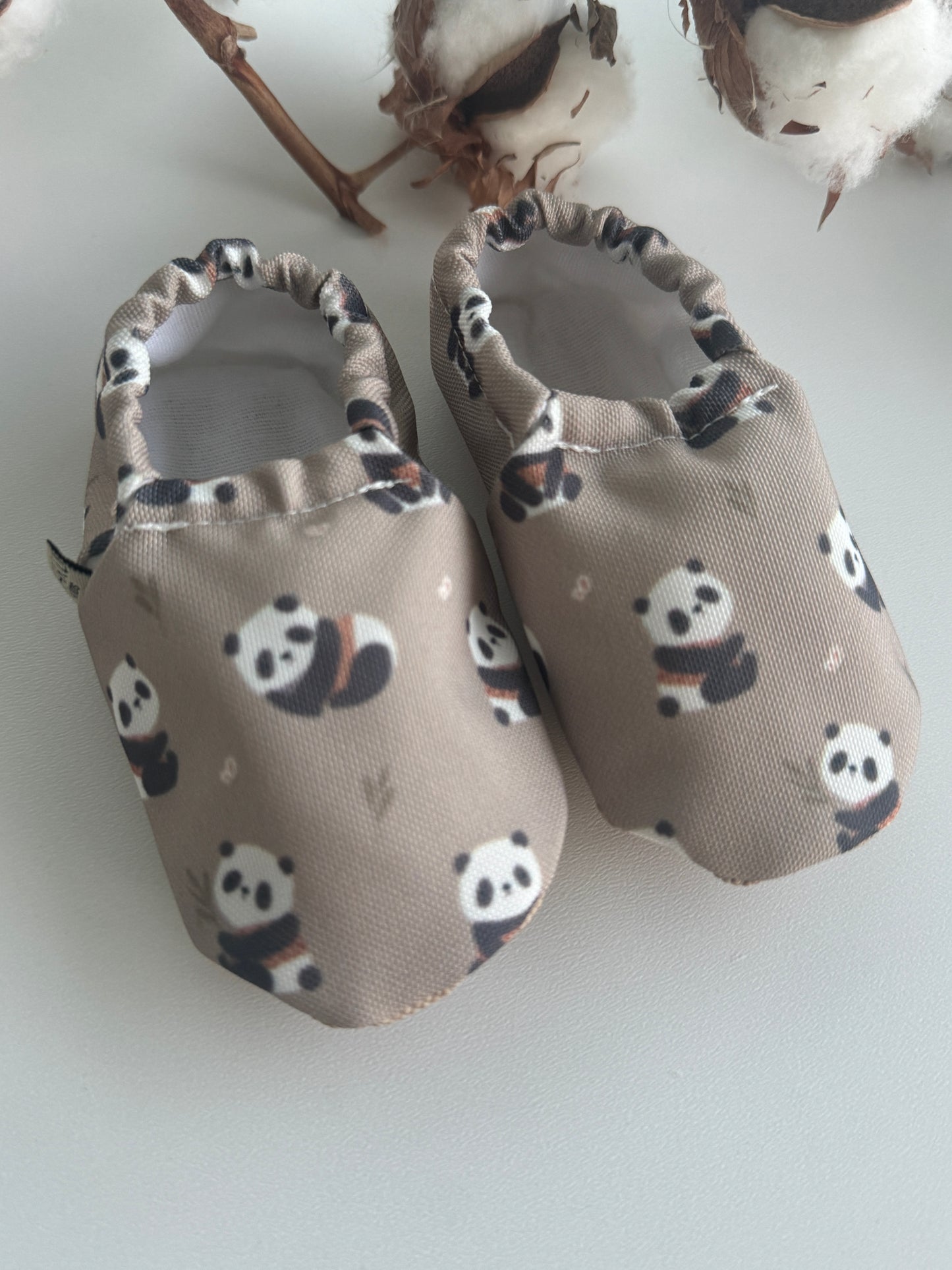 Schuhe - Panda