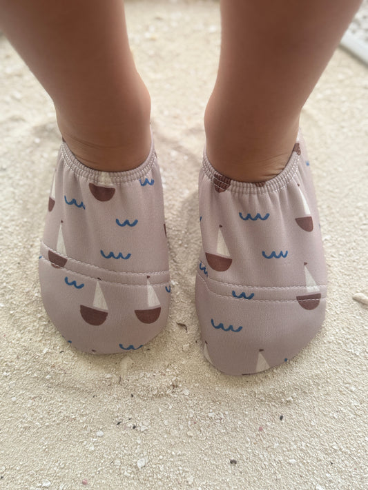 Badeschuhe - Schiff